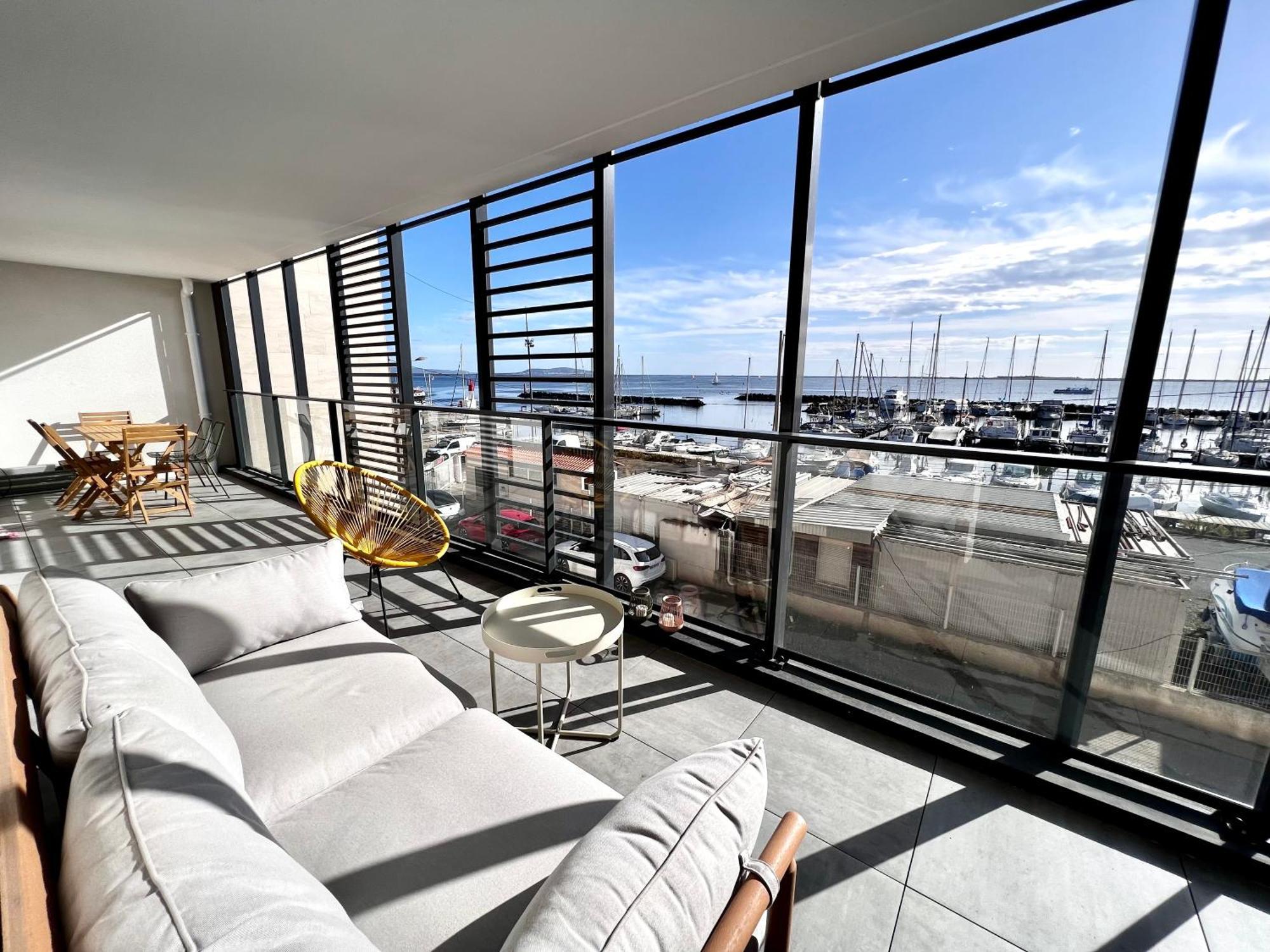 Stunning Waterfront Marseillan (Herault)
